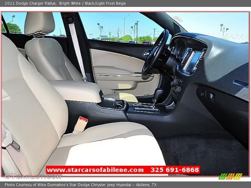 Bright White / Black/Light Frost Beige 2011 Dodge Charger Rallye