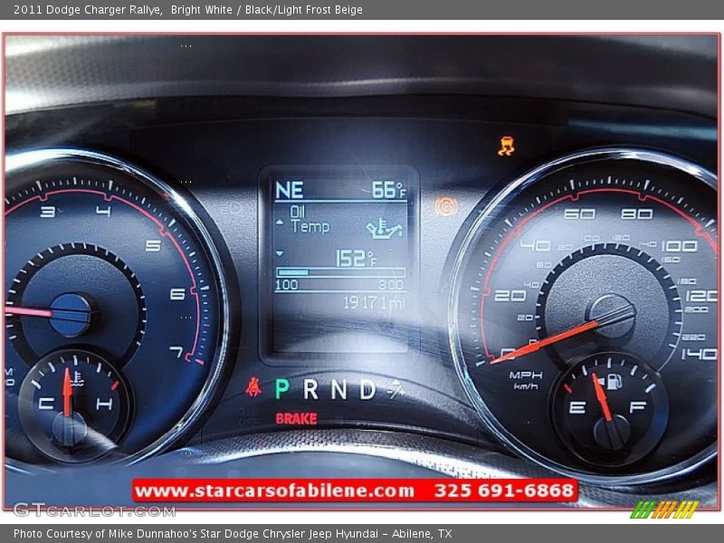 Bright White / Black/Light Frost Beige 2011 Dodge Charger Rallye