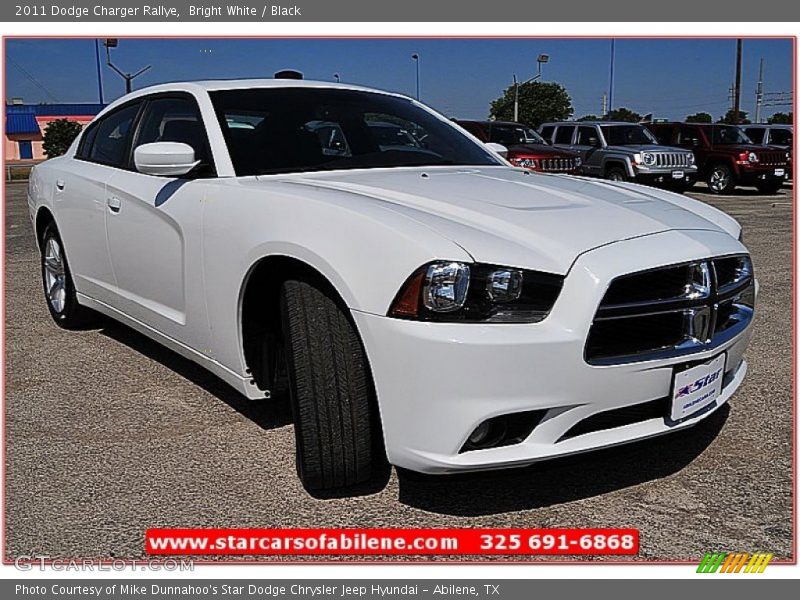 Bright White / Black 2011 Dodge Charger Rallye