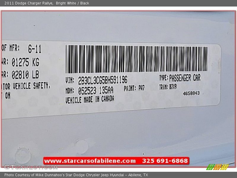 Bright White / Black 2011 Dodge Charger Rallye