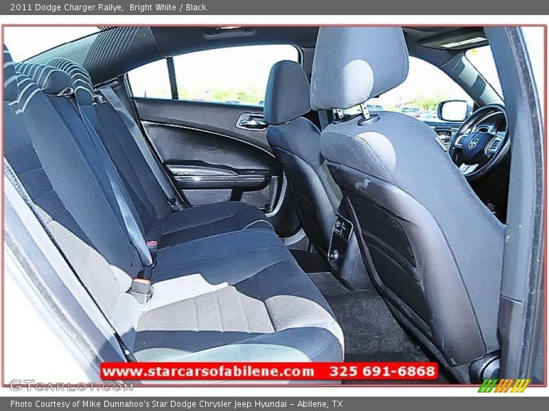Bright White / Black 2011 Dodge Charger Rallye