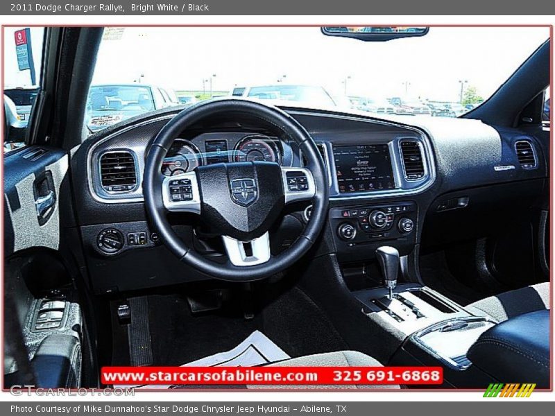 Bright White / Black 2011 Dodge Charger Rallye