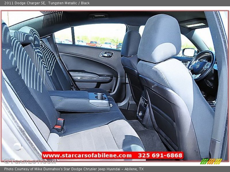 Tungsten Metallic / Black 2011 Dodge Charger SE