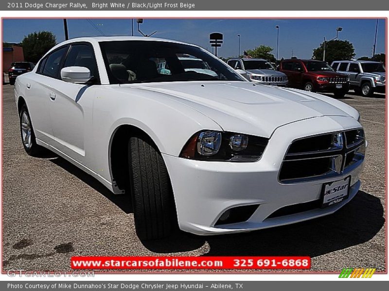Bright White / Black/Light Frost Beige 2011 Dodge Charger Rallye