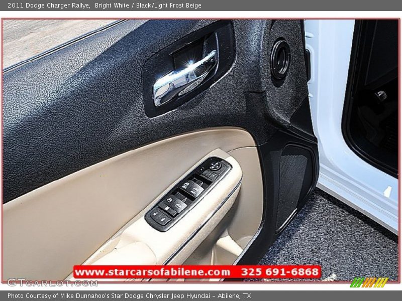 Bright White / Black/Light Frost Beige 2011 Dodge Charger Rallye