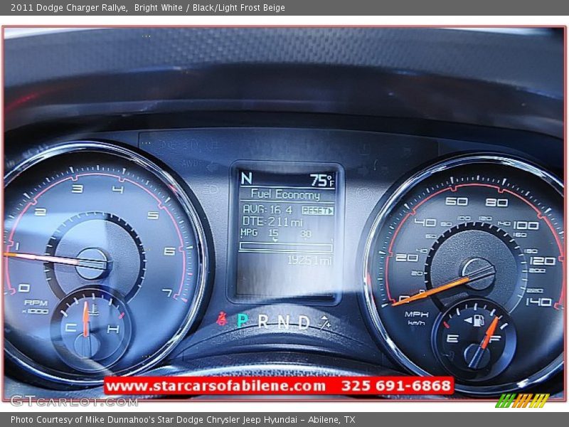 Bright White / Black/Light Frost Beige 2011 Dodge Charger Rallye