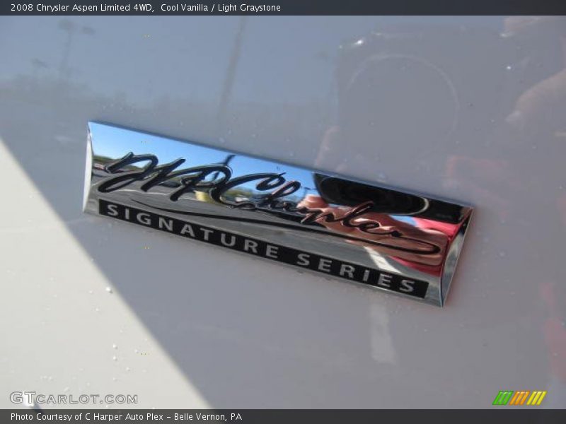 Cool Vanilla / Light Graystone 2008 Chrysler Aspen Limited 4WD