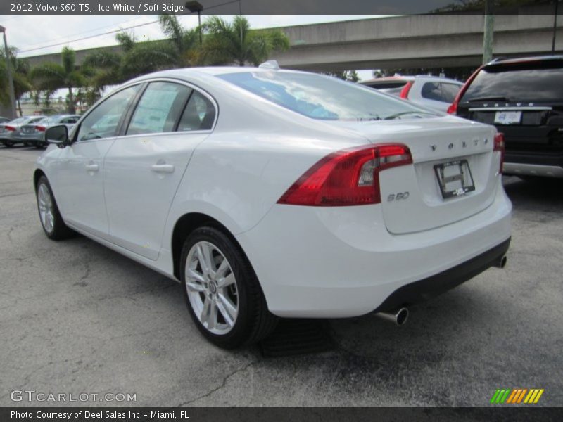 Ice White / Soft Beige 2012 Volvo S60 T5