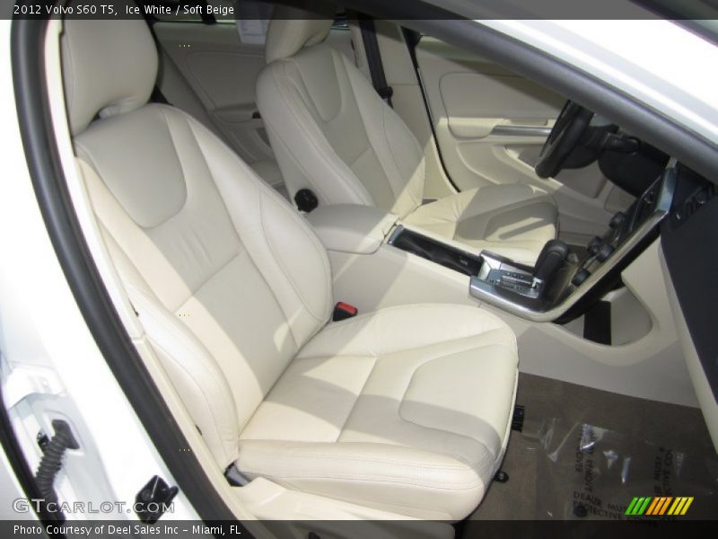 Ice White / Soft Beige 2012 Volvo S60 T5