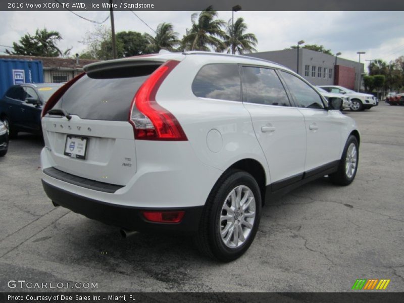 Ice White / Sandstone 2010 Volvo XC60 T6 AWD