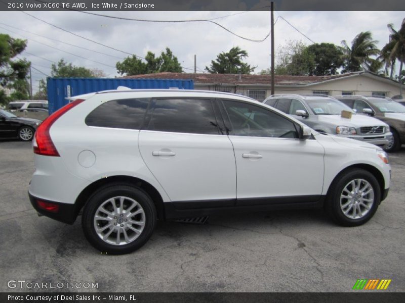 Ice White / Sandstone 2010 Volvo XC60 T6 AWD