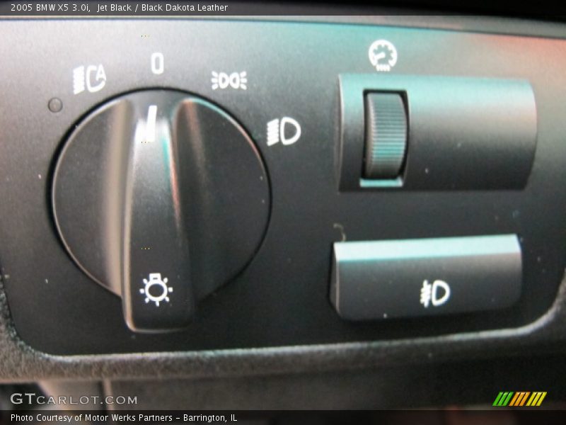 Jet Black / Black Dakota Leather 2005 BMW X5 3.0i