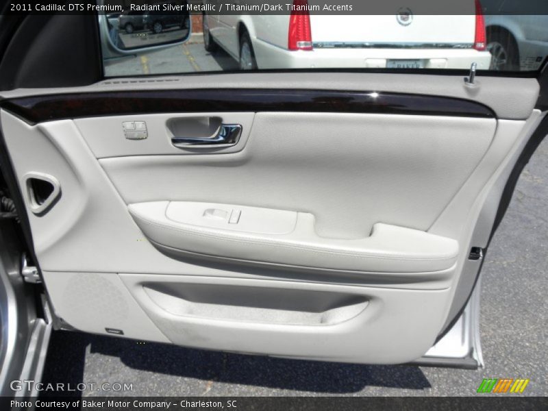 Radiant Silver Metallic / Titanium/Dark Titanium Accents 2011 Cadillac DTS Premium