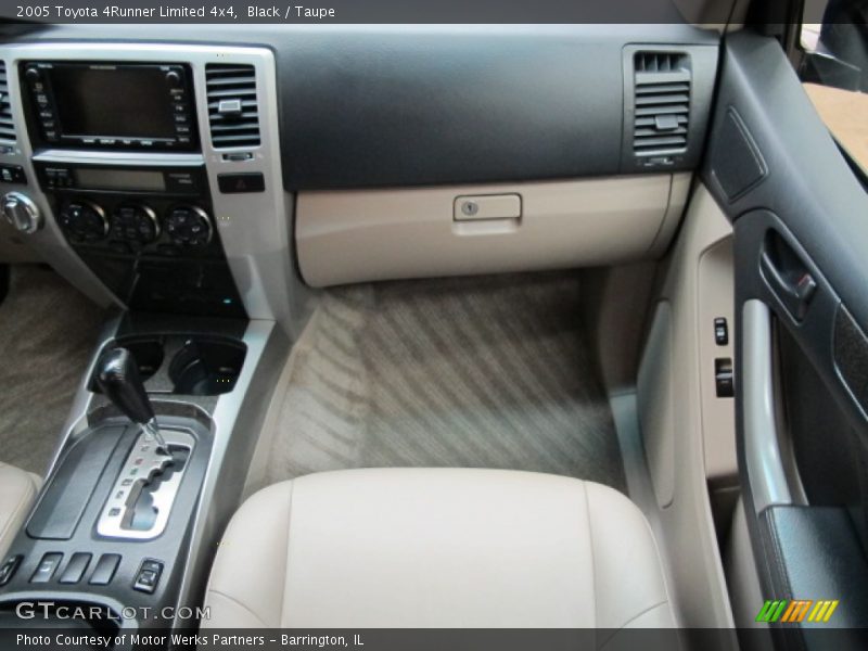 Black / Taupe 2005 Toyota 4Runner Limited 4x4