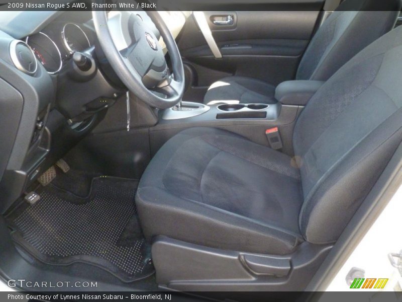 Phantom White / Black 2009 Nissan Rogue S AWD