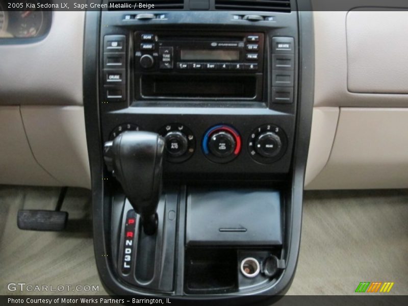 Sage Green Metallic / Beige 2005 Kia Sedona LX