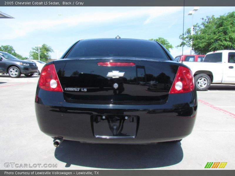 Black / Gray 2005 Chevrolet Cobalt LS Sedan