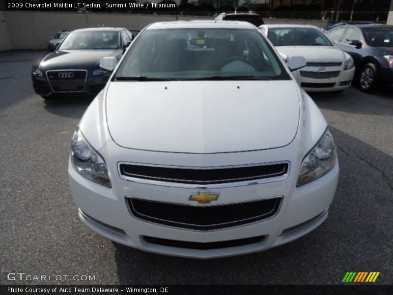 Summit White / Titanium 2009 Chevrolet Malibu LT Sedan