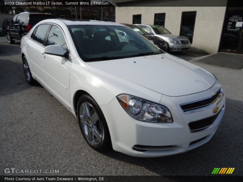 Summit White / Titanium 2009 Chevrolet Malibu LT Sedan