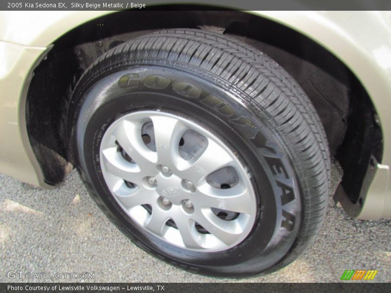 Silky Beige Metallic / Beige 2005 Kia Sedona EX