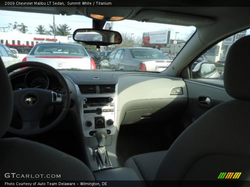 Summit White / Titanium 2009 Chevrolet Malibu LT Sedan
