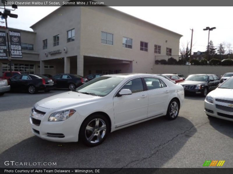 Summit White / Titanium 2009 Chevrolet Malibu LT Sedan