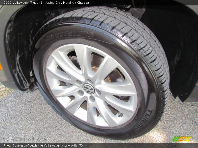 Alpine Grey Metallic / Charcoal 2009 Volkswagen Tiguan S