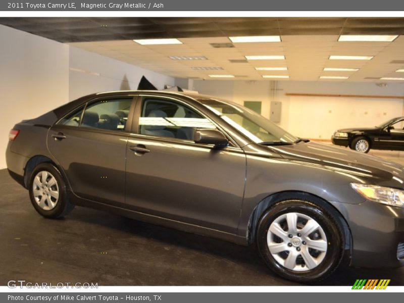 Magnetic Gray Metallic / Ash 2011 Toyota Camry LE