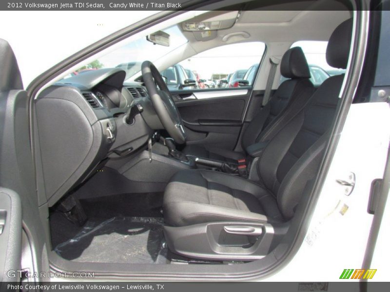 Candy White / Titan Black 2012 Volkswagen Jetta TDI Sedan