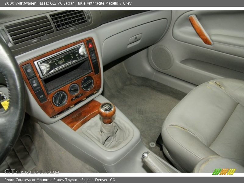 Blue Anthracite Metallic / Grey 2000 Volkswagen Passat GLS V6 Sedan