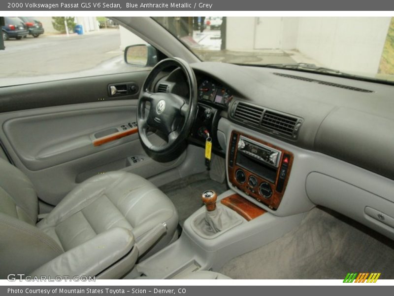 Blue Anthracite Metallic / Grey 2000 Volkswagen Passat GLS V6 Sedan