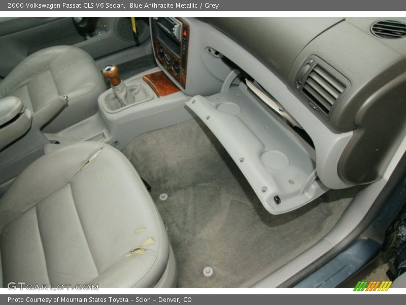 Blue Anthracite Metallic / Grey 2000 Volkswagen Passat GLS V6 Sedan