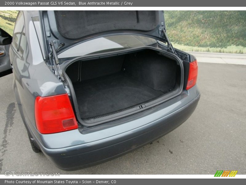 Blue Anthracite Metallic / Grey 2000 Volkswagen Passat GLS V6 Sedan