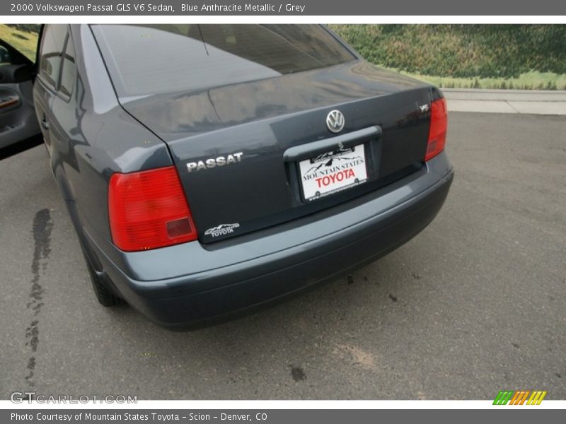 Blue Anthracite Metallic / Grey 2000 Volkswagen Passat GLS V6 Sedan