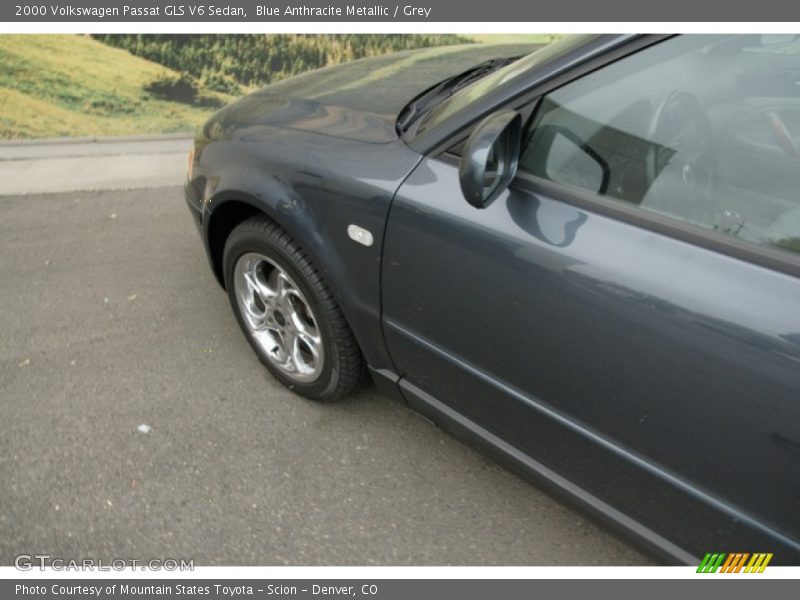 Blue Anthracite Metallic / Grey 2000 Volkswagen Passat GLS V6 Sedan