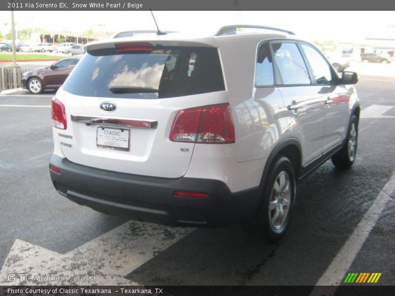 Snow White Pearl / Beige 2011 Kia Sorento EX