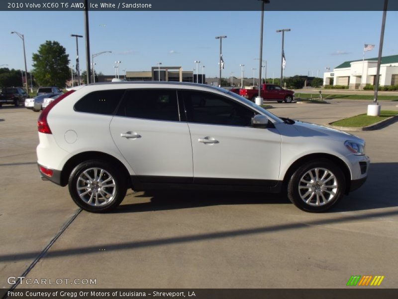 Ice White / Sandstone 2010 Volvo XC60 T6 AWD