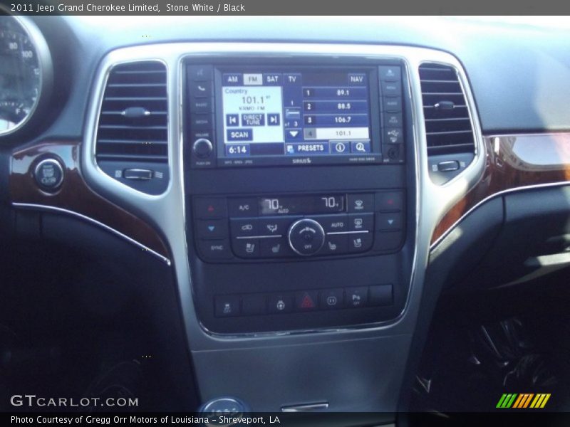 Stone White / Black 2011 Jeep Grand Cherokee Limited