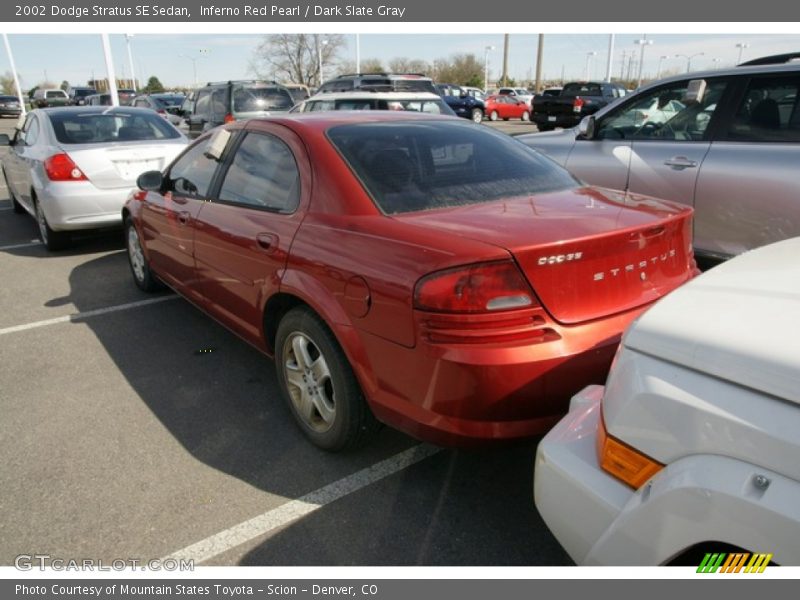 Inferno Red Pearl / Dark Slate Gray 2002 Dodge Stratus SE Sedan