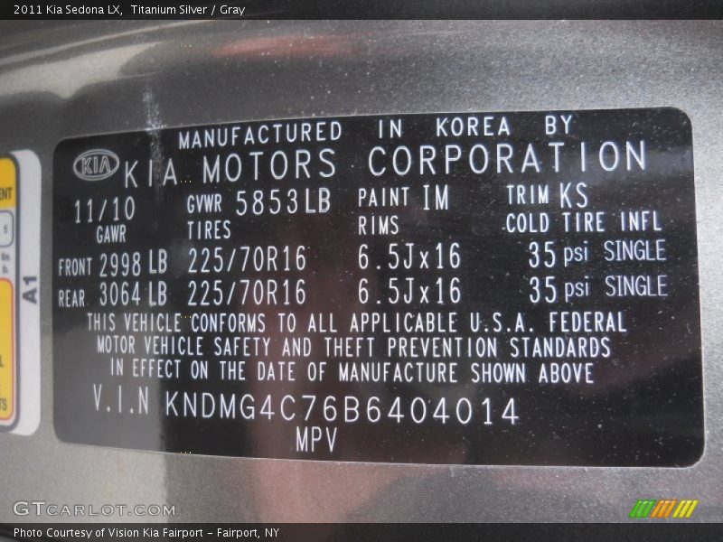 Titanium Silver / Gray 2011 Kia Sedona LX