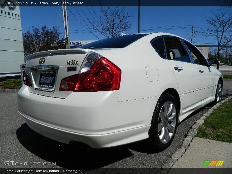 Ivory Pearl / Wheat 2007 Infiniti M 35x Sedan