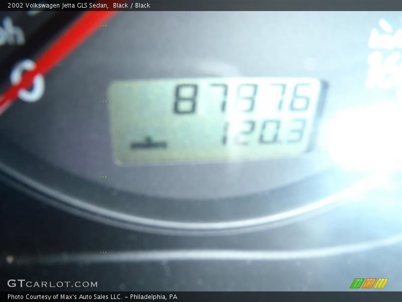 Black / Black 2002 Volkswagen Jetta GLS Sedan