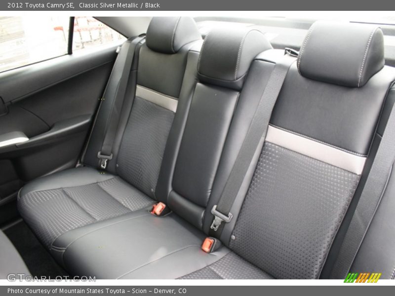Classic Silver Metallic / Black 2012 Toyota Camry SE