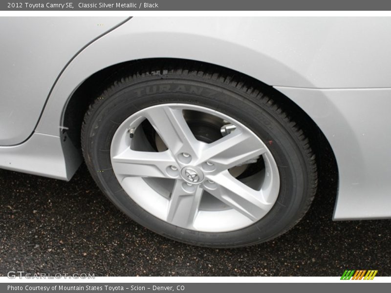 Classic Silver Metallic / Black 2012 Toyota Camry SE