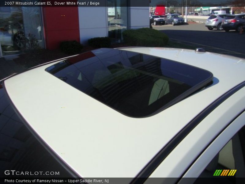 Dover White Pearl / Beige 2007 Mitsubishi Galant ES