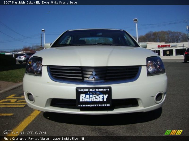 Dover White Pearl / Beige 2007 Mitsubishi Galant ES