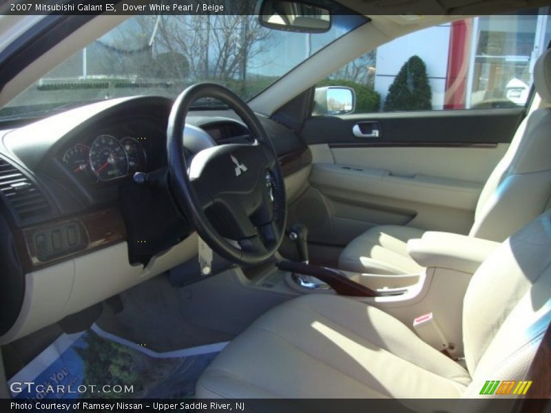 Dover White Pearl / Beige 2007 Mitsubishi Galant ES