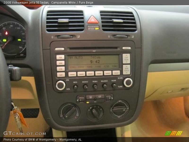 Campanella White / Pure Beige 2008 Volkswagen Jetta SE Sedan