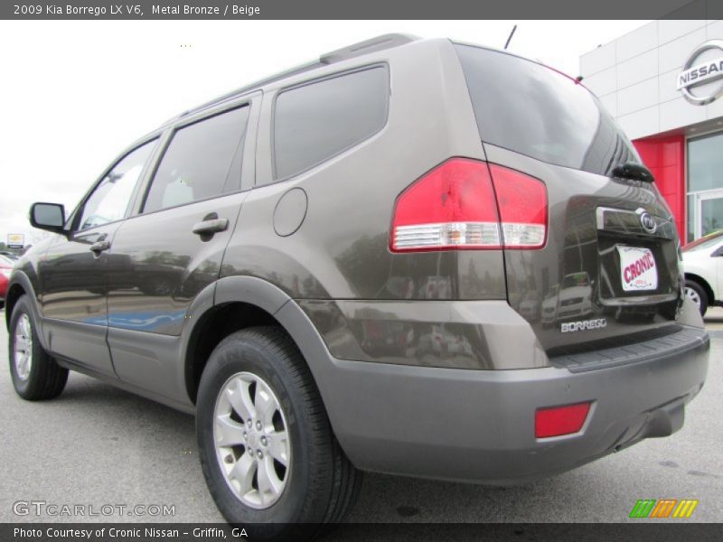 Metal Bronze / Beige 2009 Kia Borrego LX V6