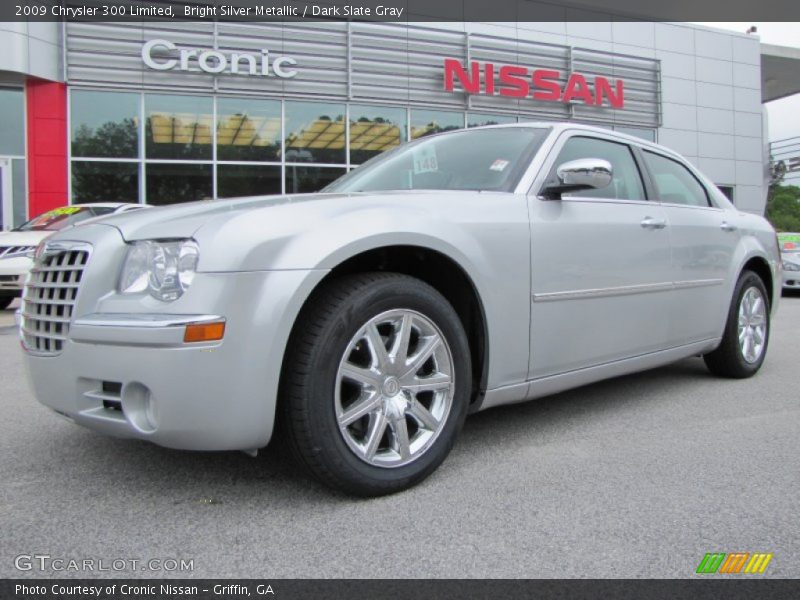 Bright Silver Metallic / Dark Slate Gray 2009 Chrysler 300 Limited